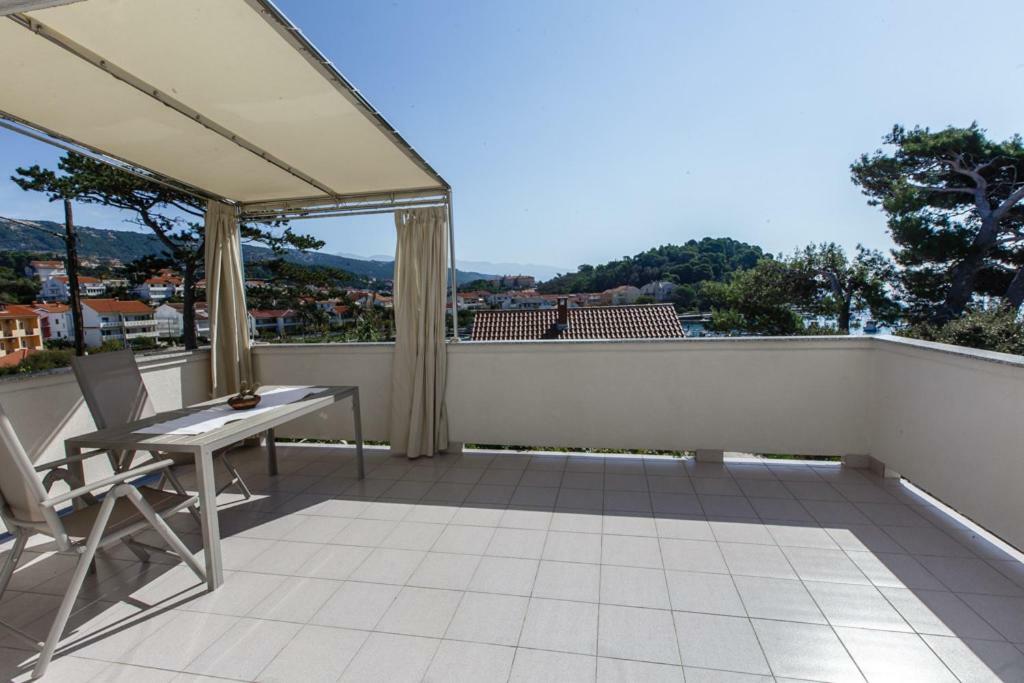 Apartments Maris Rab Town Zewnętrze zdjęcie